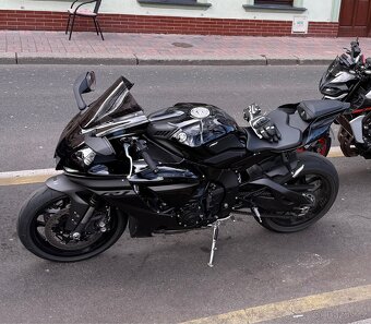 Yamaha YZF R1 2024 - 3