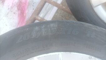 4x ALU kola R16 5x112 ET45 pneu 205/55/16 + 215/55/16 - 3