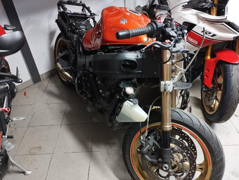 Suzuki GSX 1300 R Hayabusa 08- - 3