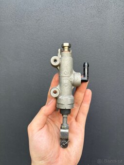 Zadní brzdová pumpa, Suzuki Gsxr 600/750 k6,k7 - 3