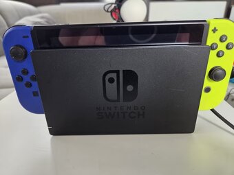 Kompletní sada Nintendo Switch – konzole + 18 her + přísluše - 3