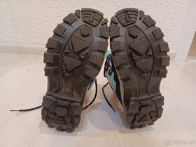 Dětská nepromokavá zateplená obuv zn. Quechua, vel. 38 - 3