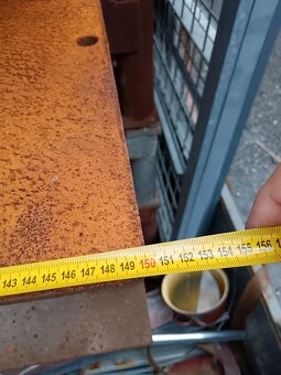 Pracovní stůl ocelový - 3