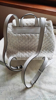 Prodám kabelku originál Guess - 3