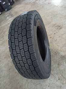 Nákladní záběrové pneu CrossWind 315/70/22,5 M+S - 3