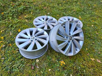 Sada originálních alu disků Škoda Turbine - 7,5Jx18" - 5x11 - 3