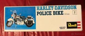 Revell Harley-Davidson Police Bike stavebnice z roku 1974 - 3