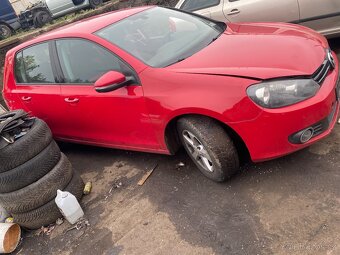 Golf6(krátký) TOP STAV,1.4TSi barva LY3D - 3