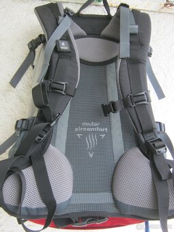 Turistický batoh Deuter Futura 28 AC - 3