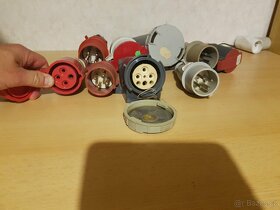 Zástrčka na tři fáze (380V) čtyřkolík či pětikolík - 3