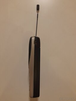 Retro mobilní telefon Panasonic z roku 1999 - 3
