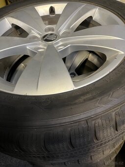 Zimní pneumatiky 215/55 R17 98V sada 4ks - 3