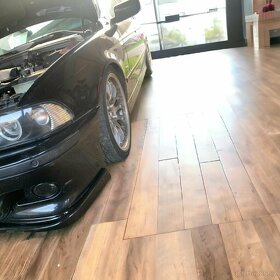 BMW E39M přední lipo spoiler nový v laku - 3