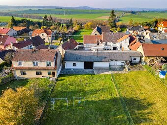 RD 4+1 a samostatný 2+kk, 150 m2, pozemek 1000m2 Beroun - 3