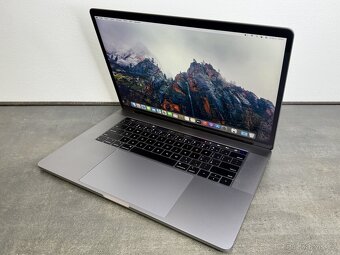 MacBook Pro 15'' 2019 / i9 / 32GB / 512GB SSD / Space Gray - 3