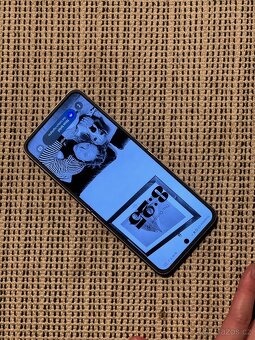 Samsung Galaxy Z Flip6 - 3