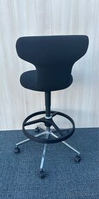 Barová židle Vitra Pivot- černá - 3