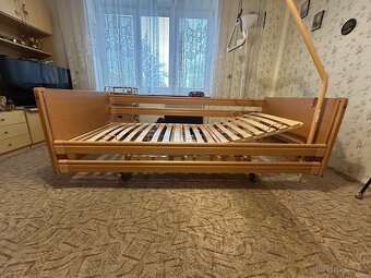 Polohovací postel pro seniory - 3