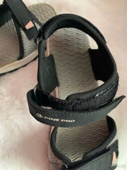 SPORTOVNÍ NOVÉ ZNAČKOVÉ SANDÁLY-ALPINE PRO,vel.39 - 3