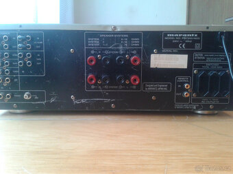Zesilovač Marantz - 3