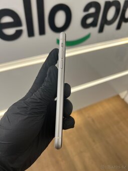 Apple iPhone 11 64GB Silver - 3