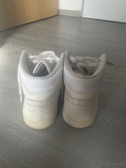 Nike Air Jordan 1 High - 3