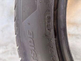 235/50/19 zimni pneu - 3