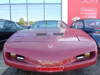 PONTIAC FIREBIRD - 3