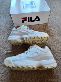 Fila - 3