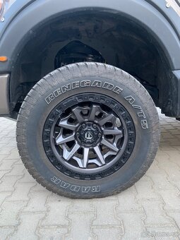 Ford F 150 - 3