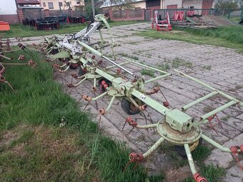 Obraceč CLAAS VOLTO 870 H - 3