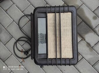 Tesla bakelitové rádio - 3