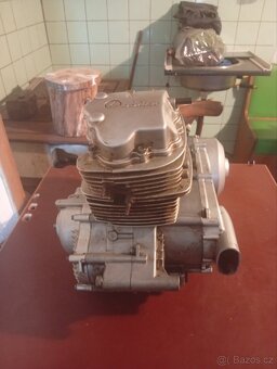 Motor KYMCO 150 mxu - 3
