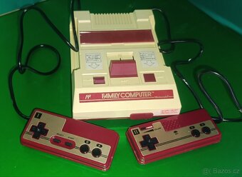 Nintendo Famicom HVC-001 - 3