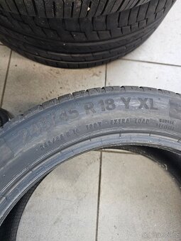 Letni 245/45 r18 - 3