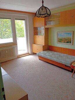 Tři 1.lůžkové pokoje v 3+1, studenti/ky, pračka, volné nyní - 3