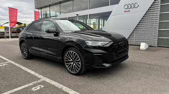 AUDI Q8 3.0TDI 210kW quattro Sline black optik ODPOCET DPH - 3