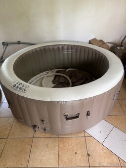 Vířivka Intex PureSpa Bubble Massage – 4 osoby – rok stará - 3