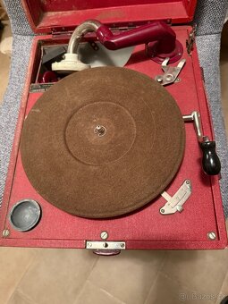 Starý gramofon Supraphon - 3