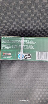 Nabíječka a baterie Parkside. - 3