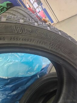 255/40 r21 nokian zimni - 3