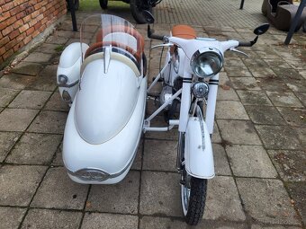 Jawa 350/360 se sidecar Velorex 560 profi renovace - 3