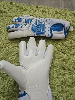 BU1 ONE BLUE HYLA 8,5 - 3