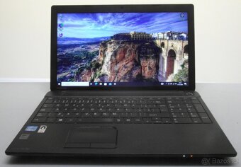 Notebook TOSHIBA Satellite 15,6" s numerickou klávesnicí - 3