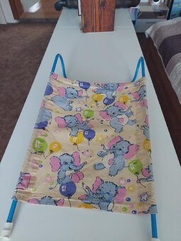 4 kousky dětských potřeb - 3