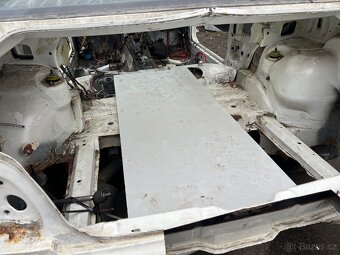 BMW e36 Coupe karoserie - 3