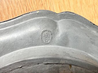 Cínový závěsný talíř srna - 3