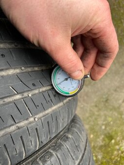 Pneu 195/50/15 - 3