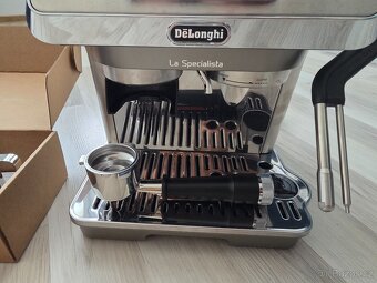 Kávovar deLonghi La Specialista Touch - 3