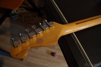 Prodam el gitaru Fender Stratocaster made in U.S.A. - 3